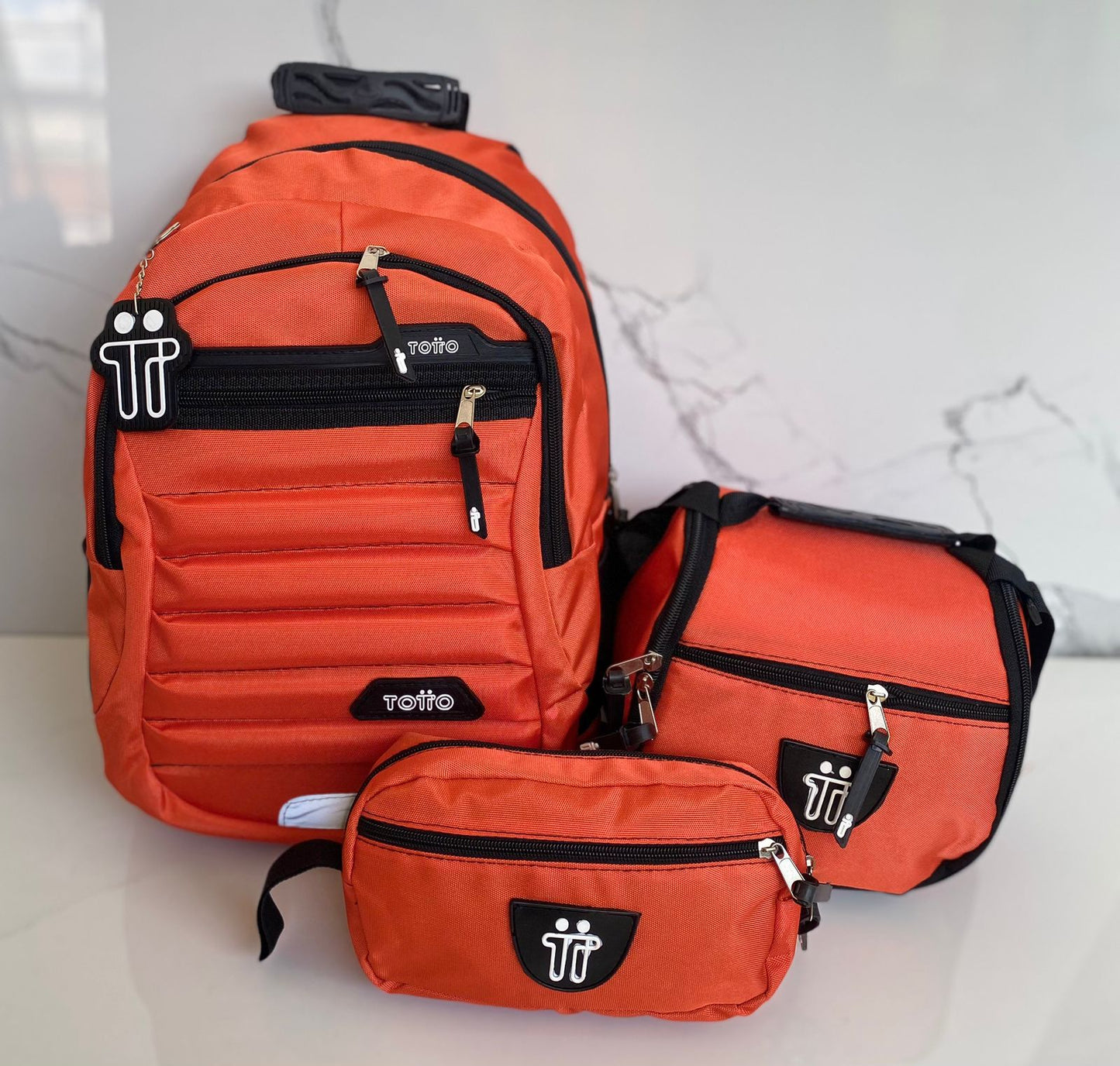 TRIO DE MORRAL MIRA TODA LA GAMA DE COLORES Y ESTAMPADOS QUE TENEMOS PARA TI