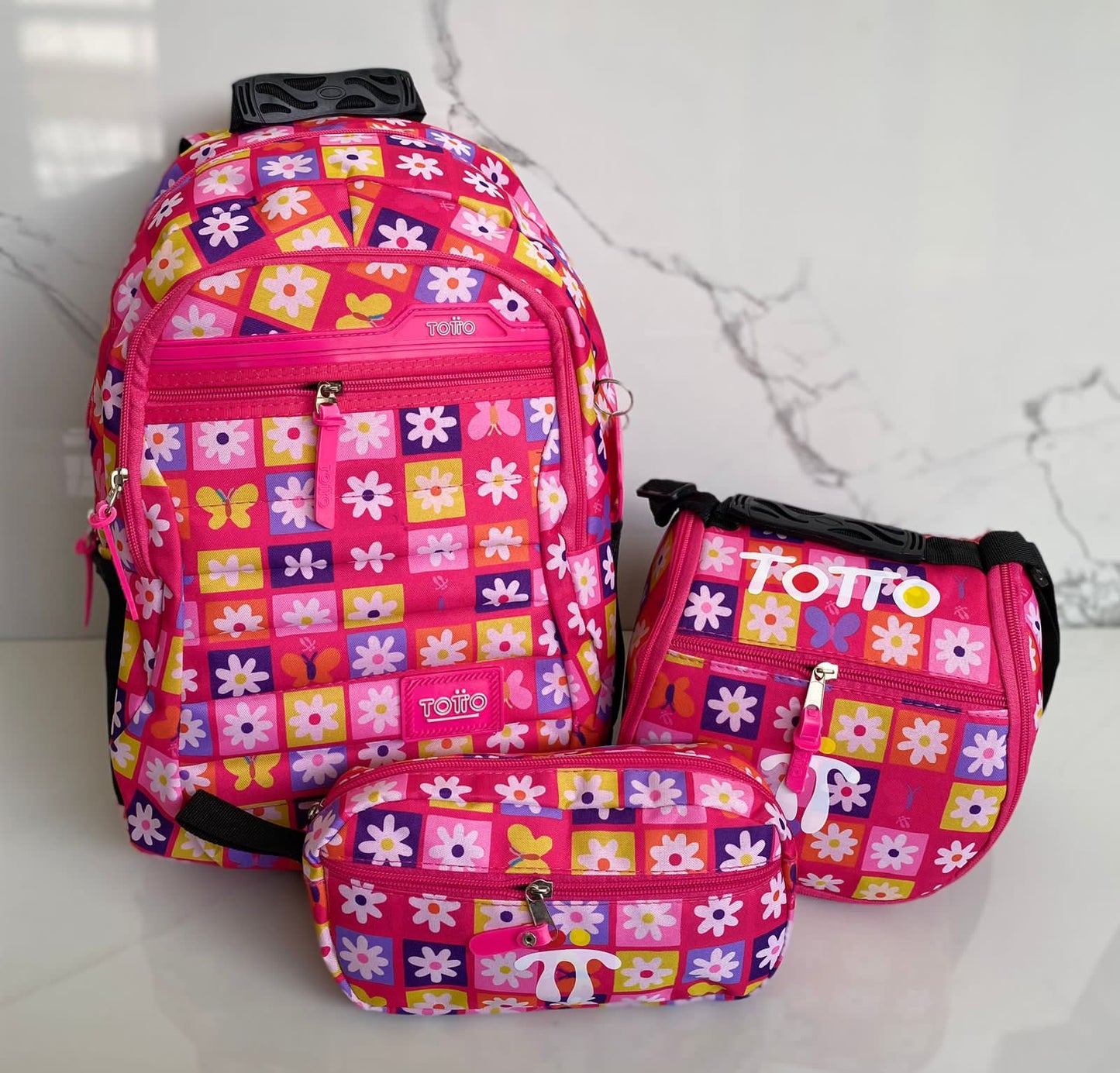 TRIO DE MORRAL MIRA TODA LA GAMA DE COLORES Y ESTAMPADOS QUE TENEMOS PARA TI